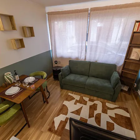 Plein Centre Apartament *
